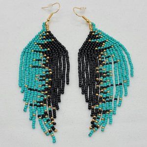NWOT turquoise Fringe Beaded Earrings